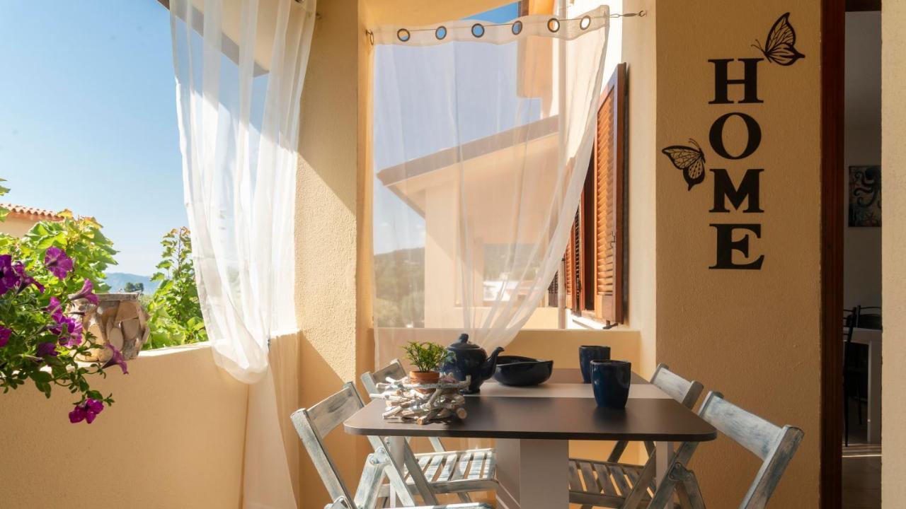Ferienwohnung Welcomely - The Butterfly House Cala Gonone Exterior foto